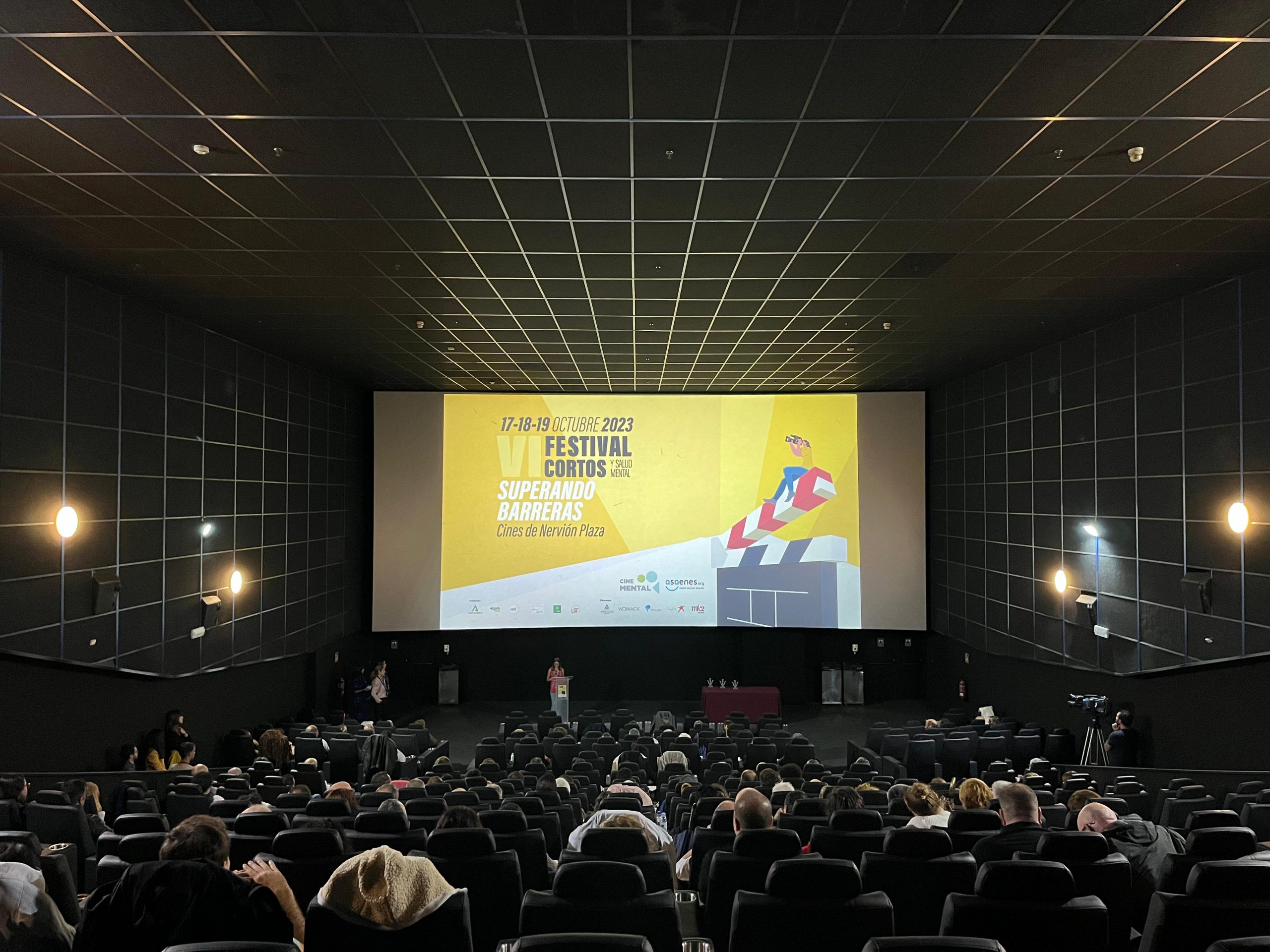 El VI Festival de Cortos y Salud Mental falla sus premios en una clausura de cine